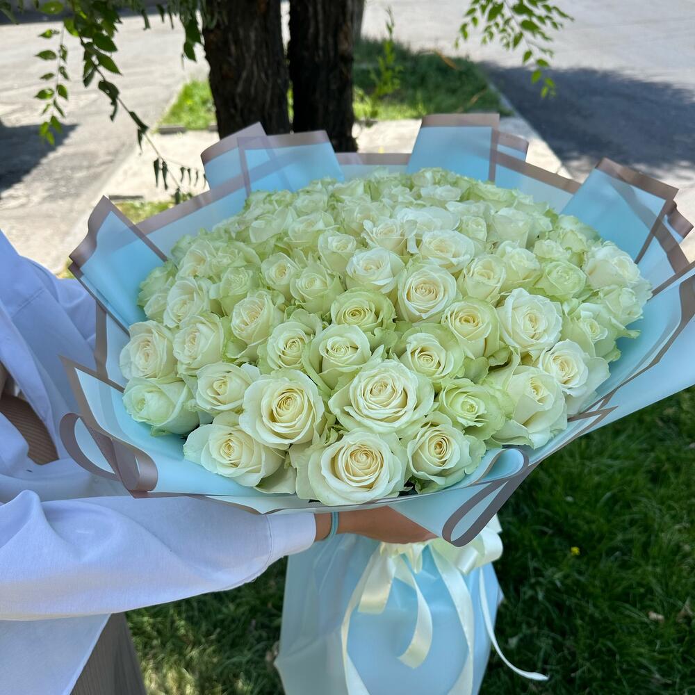 Букет из Белых роз